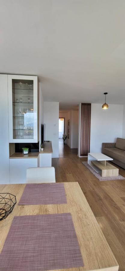 Luxury Panorama Apartament,Coresi Braşov Exterior foto